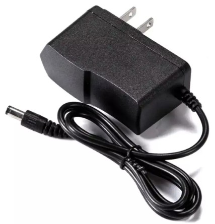 Adaptador CCTV 12V 1.5A Lynx – Estabilidad y compatibilidad para tus sistemas de videovigilancia