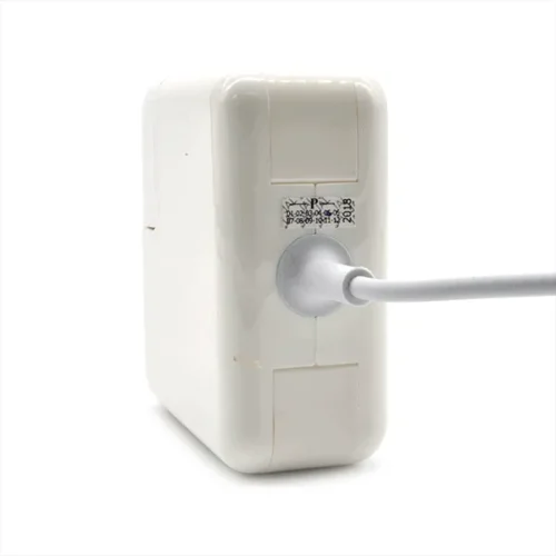 Cargador Premium Apple 14.85V 3.05A