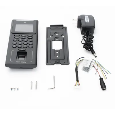 Control de acceso facial Hikvision DS-K1T321MFWX con huella, tarjeta y Wi-Fi